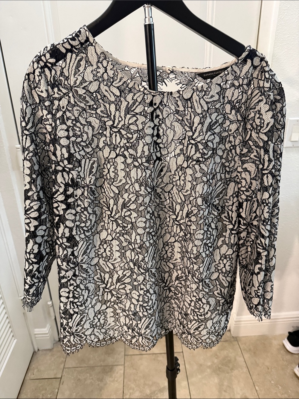 Banana Republic Black Lace Overlay with Cream Underlay Women's Blouse